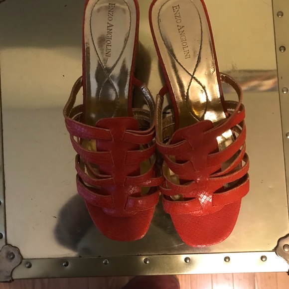 Sandals - Picture 2 of 4